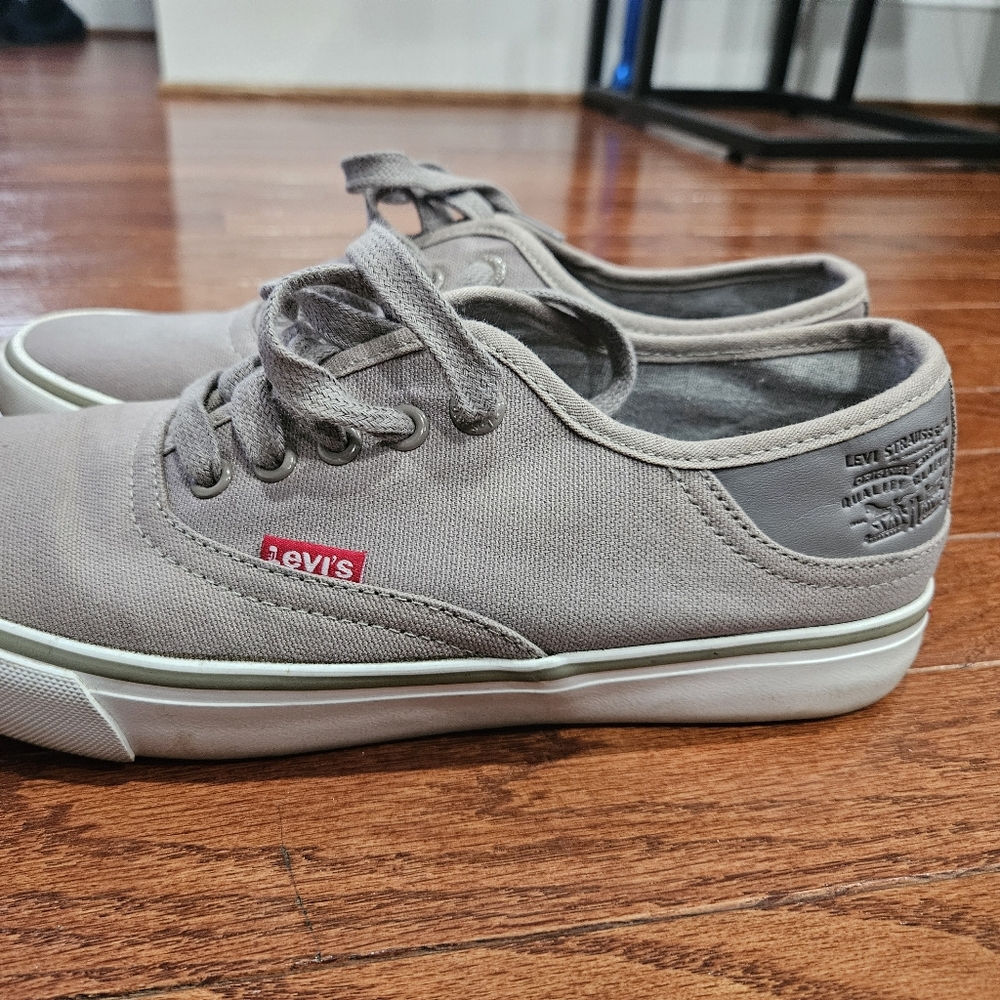 Levis tennis